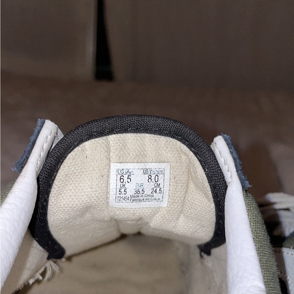 US SIZE 8 vans, worn ONCE, very clean! STYLE-Old fashioned vans. - Picture 3 of 4